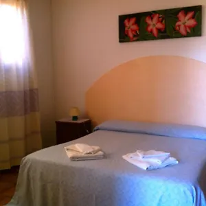  Bed & Breakfast Sa Domo